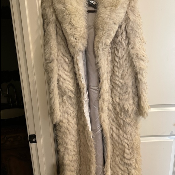 Vintage Real sliver fox Fur coat. Saga Fox - Picture 3 of 8